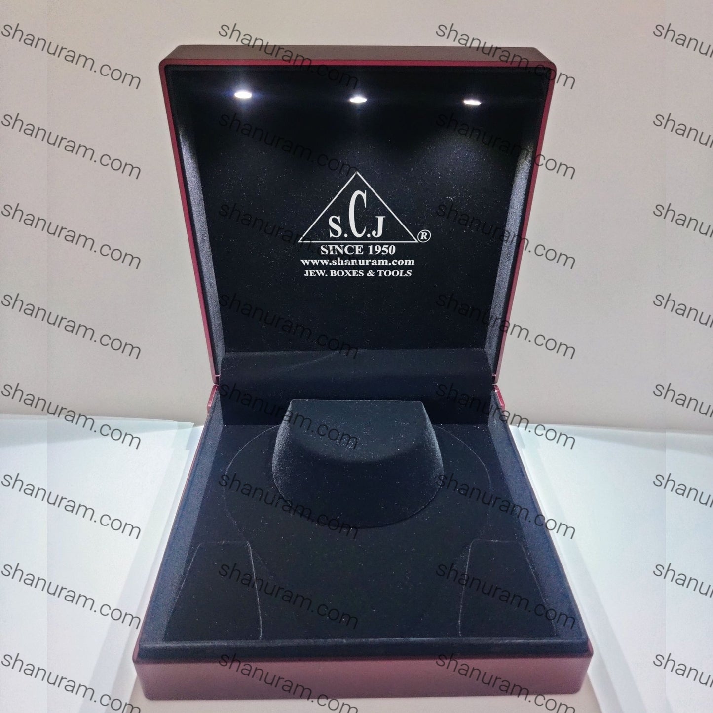 Premium Red Silk Series Choker Set LED Light Box
