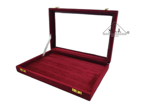 Red Velvet Chain Stock Box