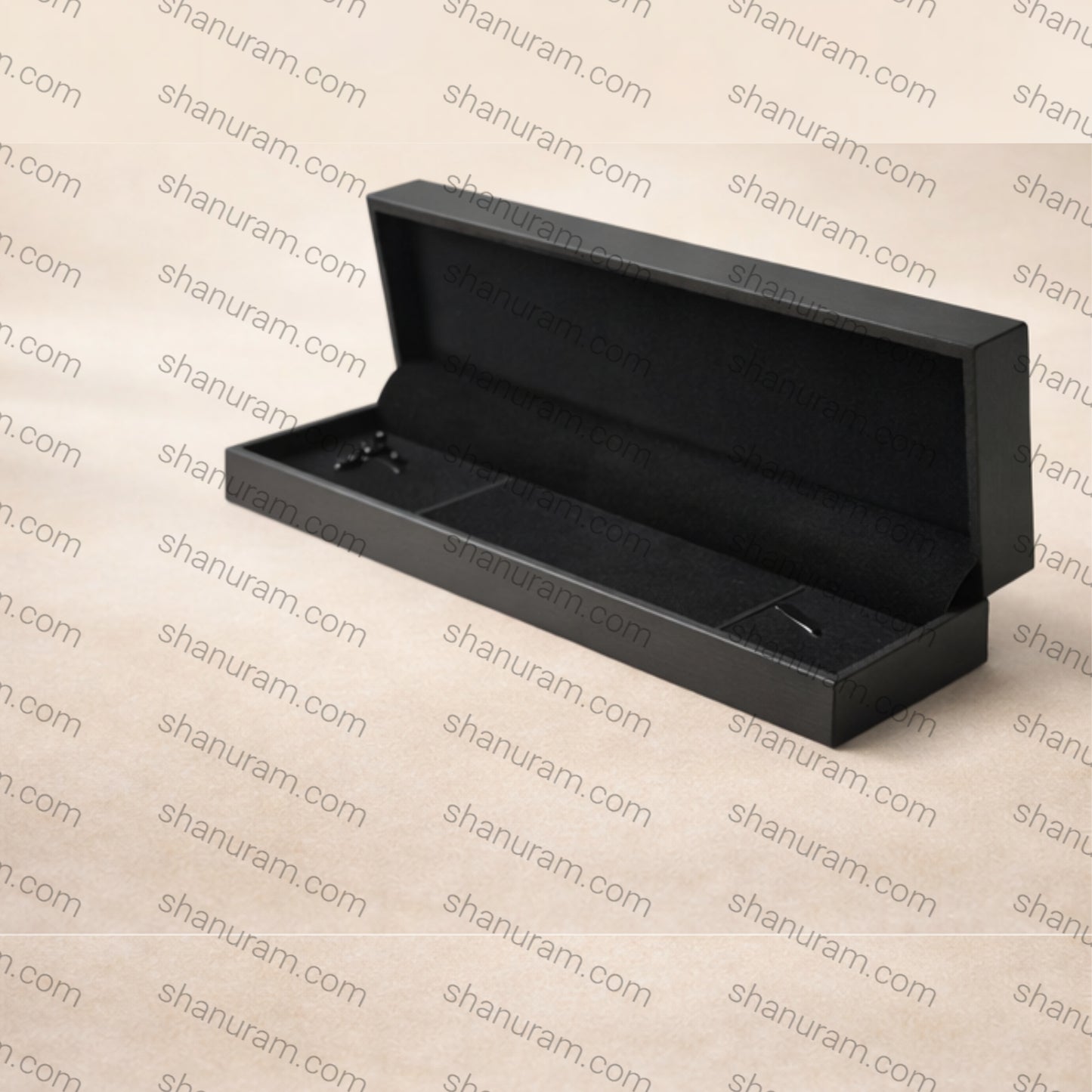 SCJ Luxury Black Chain Box – Premium Velvet Jewellery Chain Storage Box