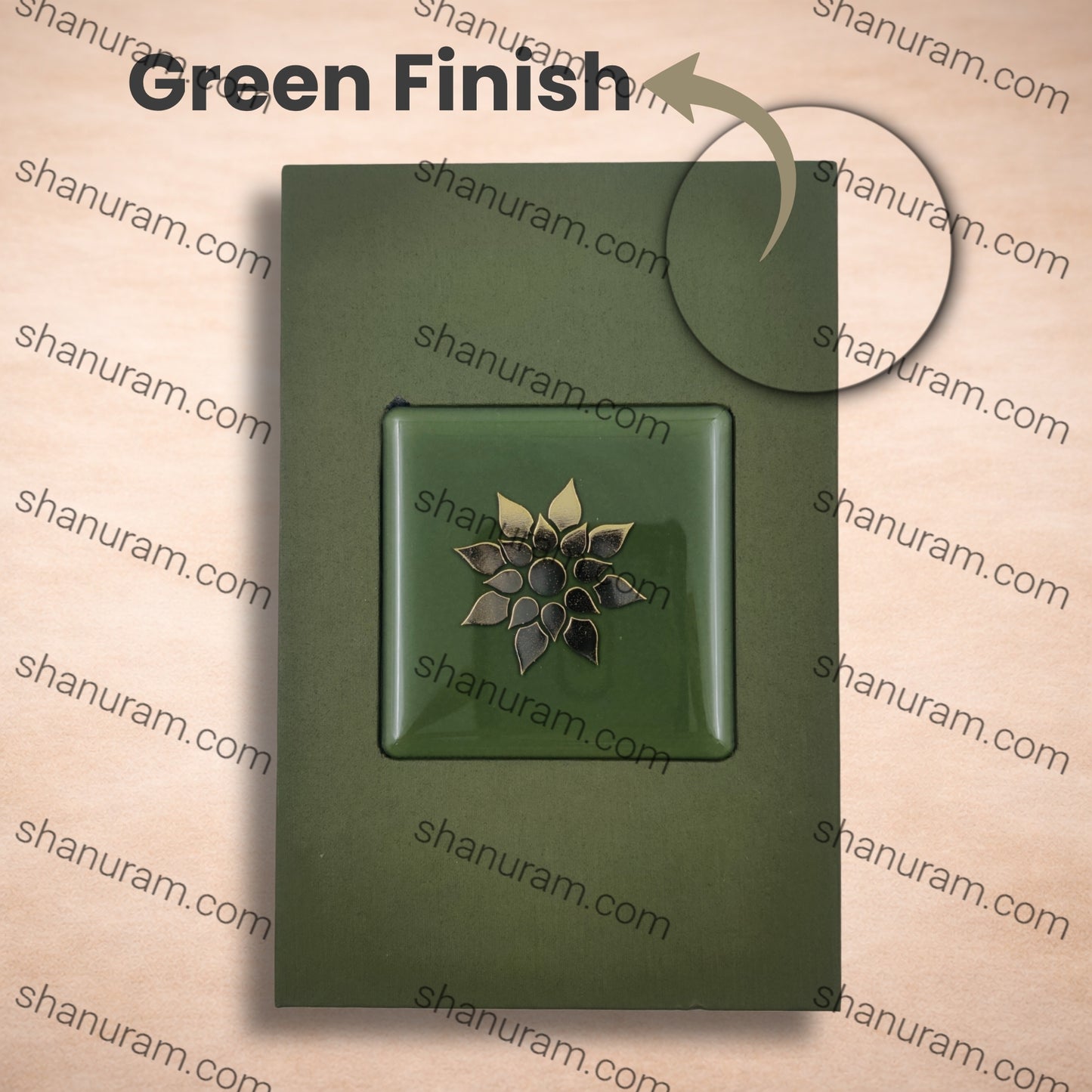 Classic Green Finish Pendant Box with Soft Cream Suede Interior