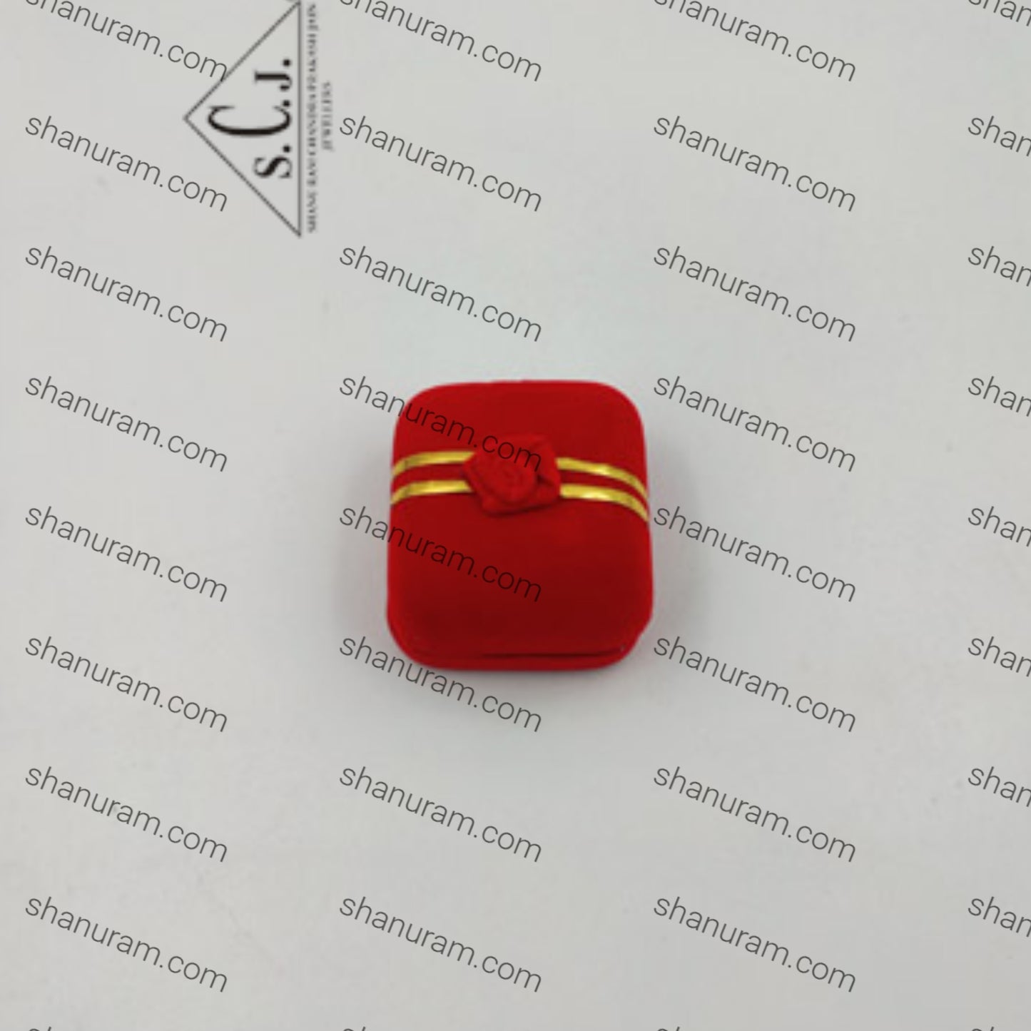 Small Fancy Red Velvet Tops Box