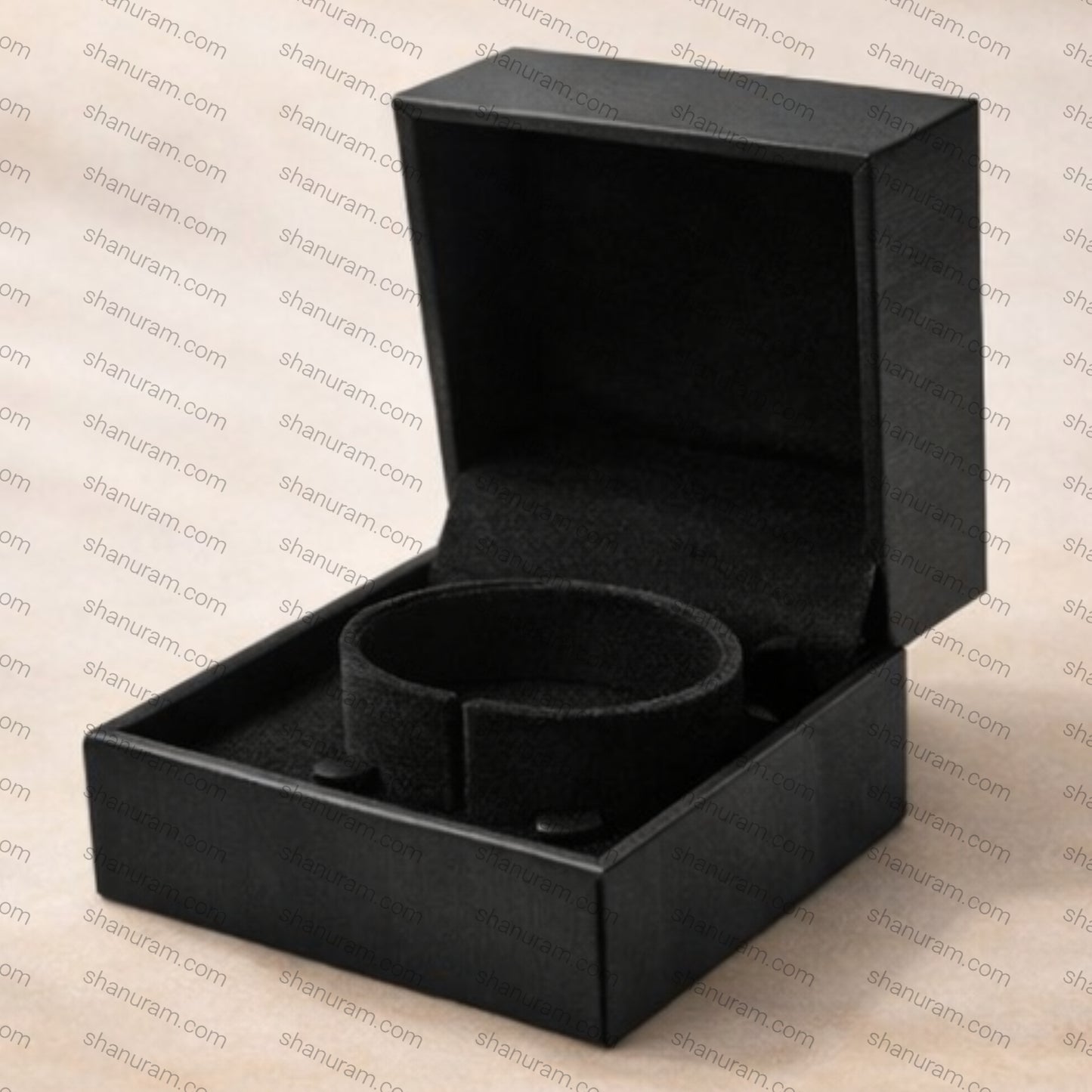 SCJ Luxury Black Single Bangle Box – Premium Velvet Jewellery Storage Box