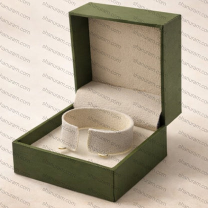 SCJ Luxury Green Single Bangle Box – Premium Velvet Jewellery Storage Box