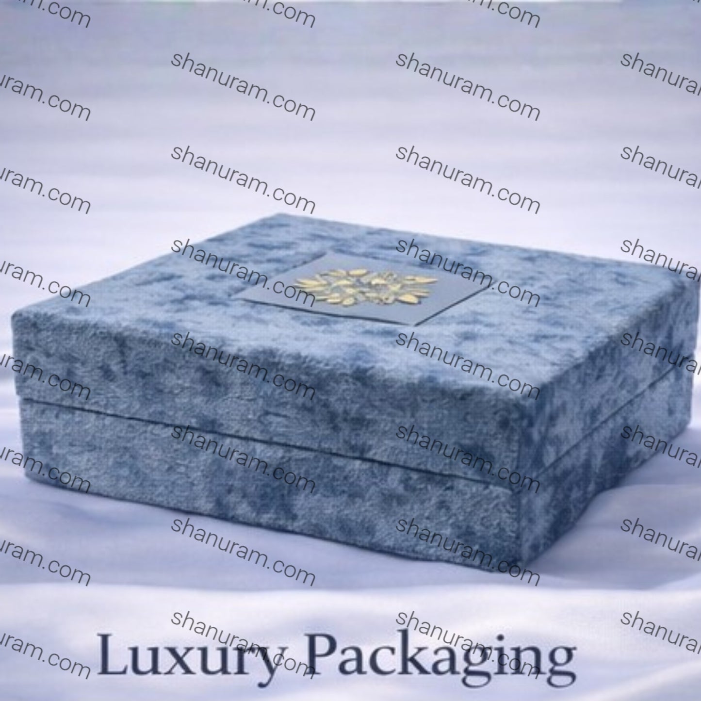 Marble Sea Medium Necklace LED Box