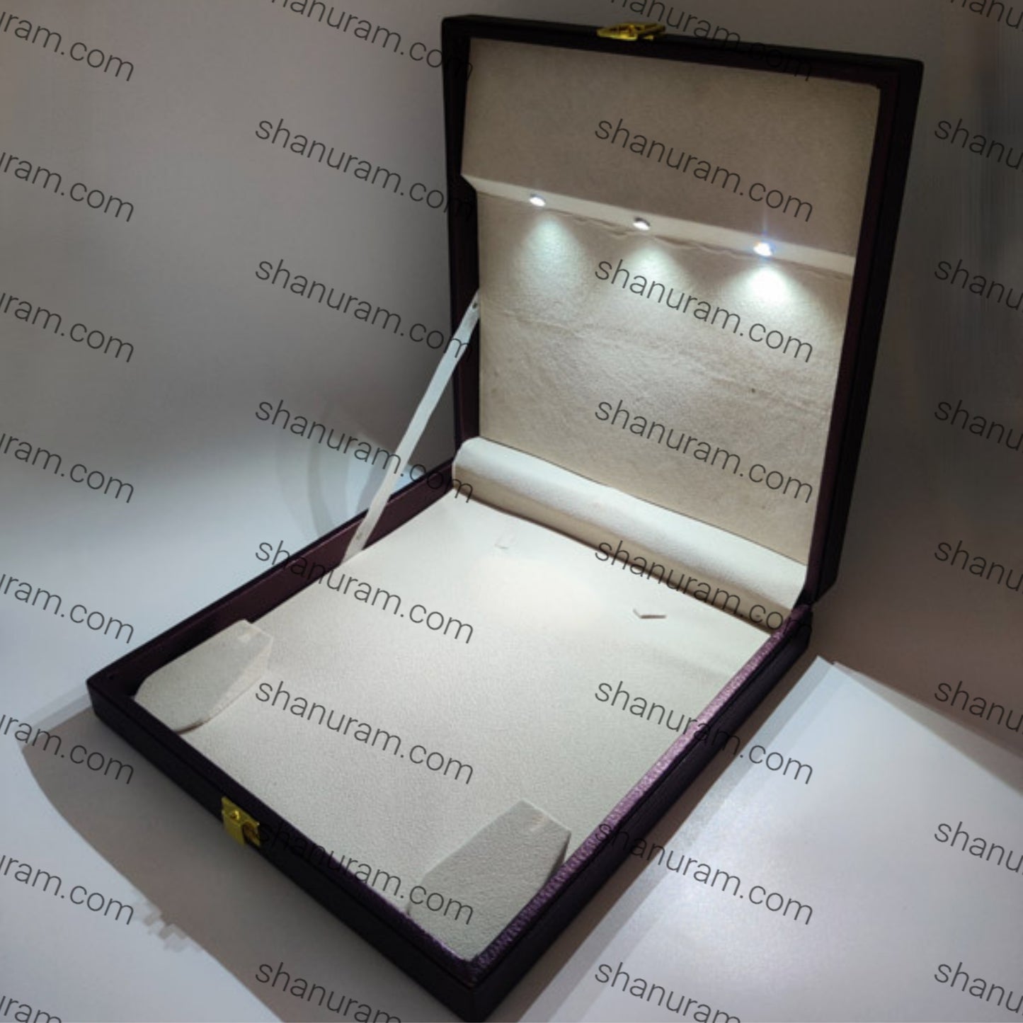 Leather Type Marble Polish Large Necklace Set LED Light Box