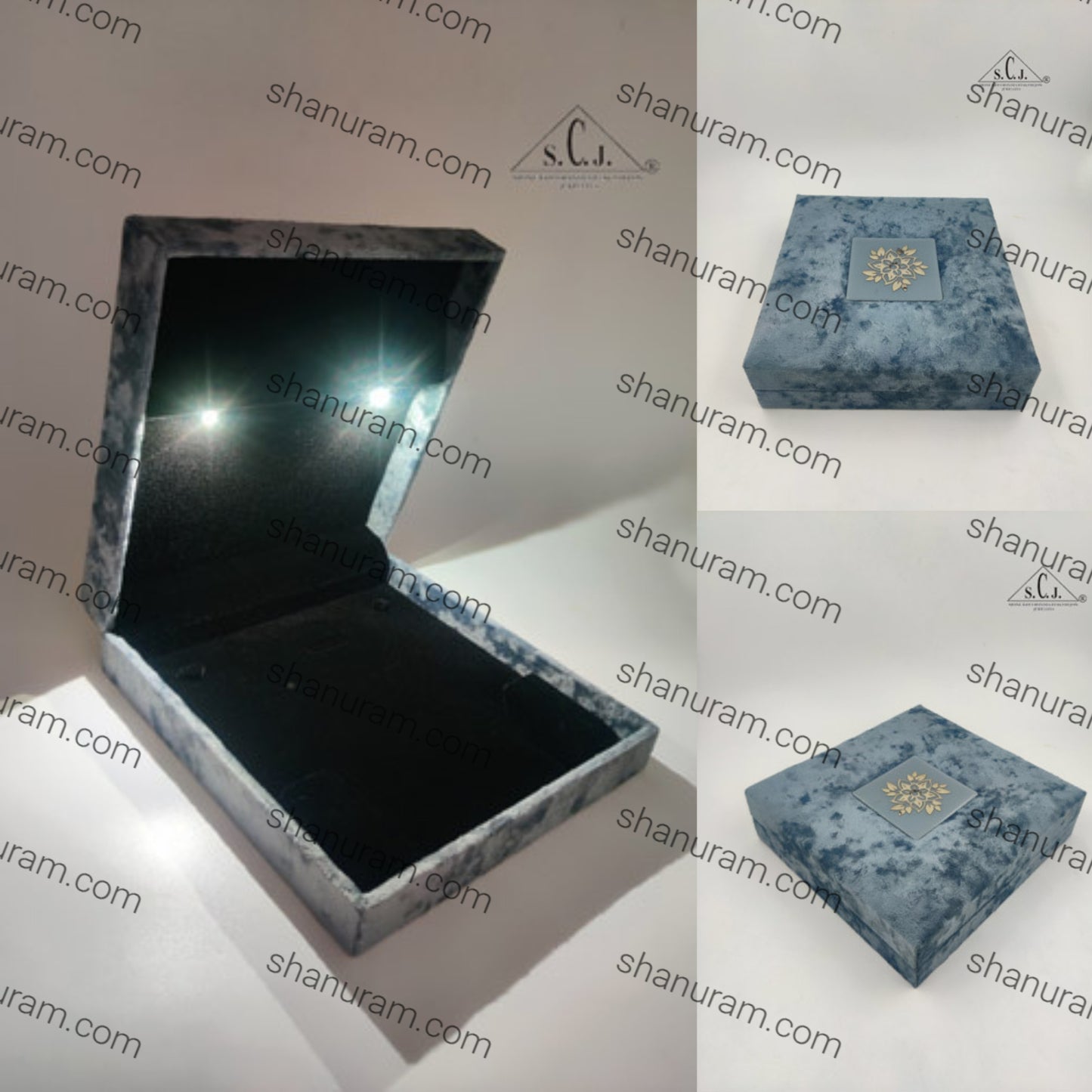 Marble Sea Medium Necklace LED Box