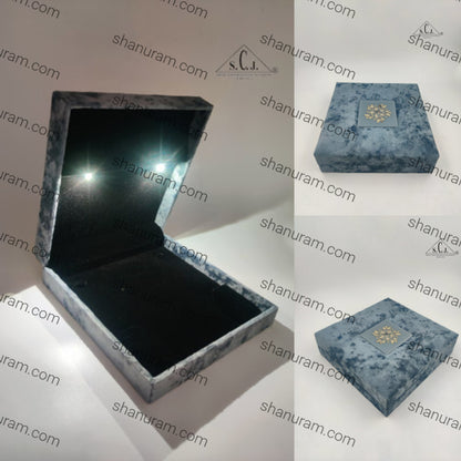 Marble Sea Medium Necklace LED Box