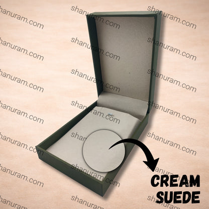 Classic Green Finish Pendant Box with Soft Cream Suede Interior