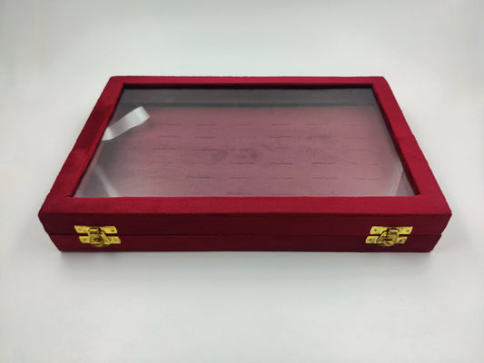 Red Velvet Chain Stock Box