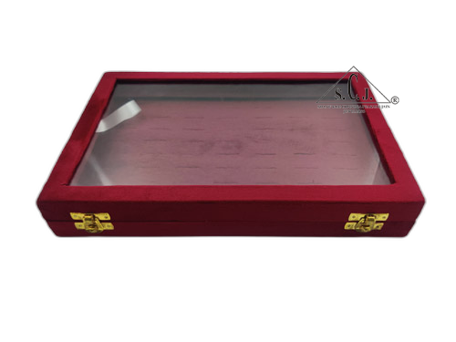 Red Velvet Chain Stock Box