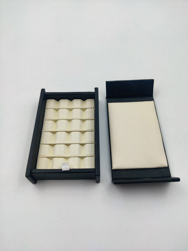 18 Block Cream Stone Box