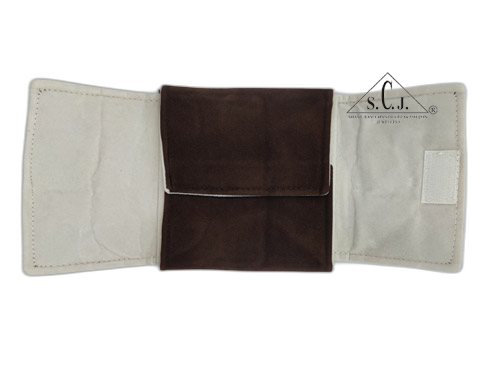 Dark Brown Velvet Small Necklace Set Folder