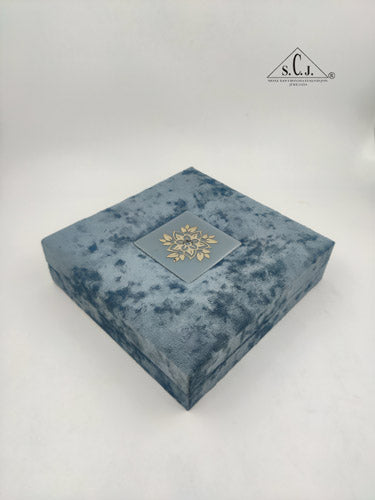 Marble Sea Medium Necklace LED Box