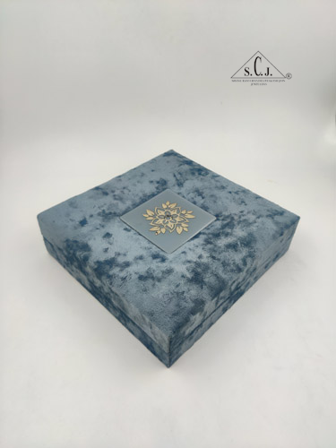 Marble Sea Medium Necklace LED Box